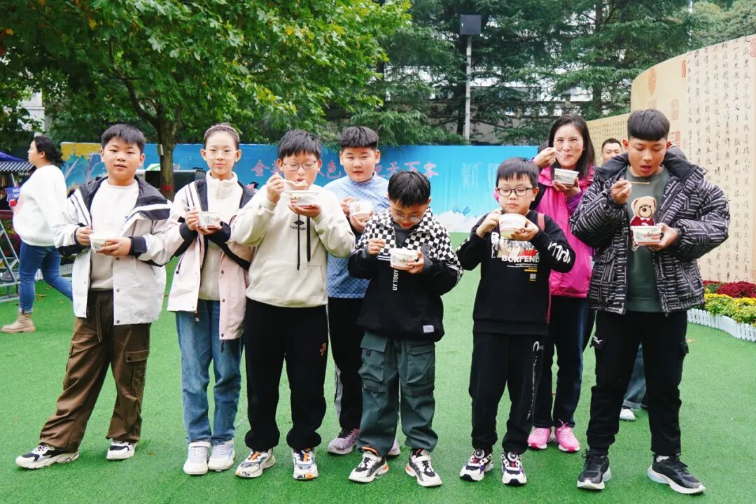 鸡冠洞 | 金秋新场景倍受追捧 国庆新体验赞不绝口