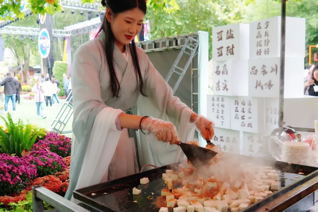 鸡冠洞 | 金秋新场景倍受追捧 国庆新体验赞不绝口