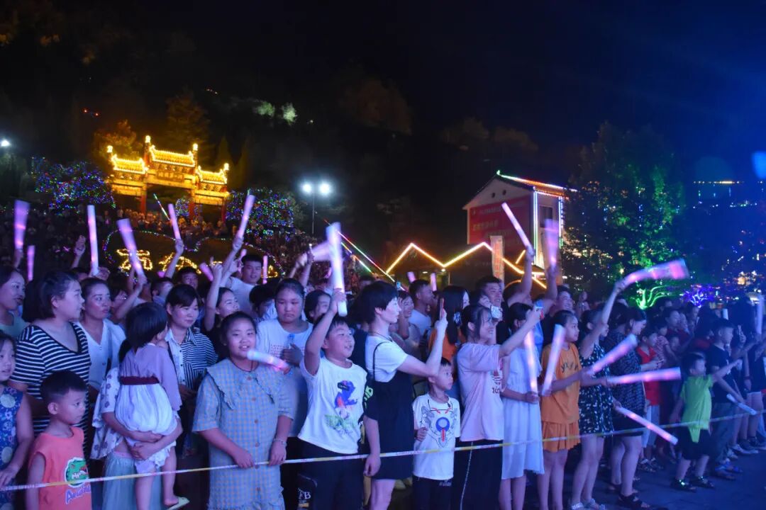 明晚（7月15日）七点半，不见不散！