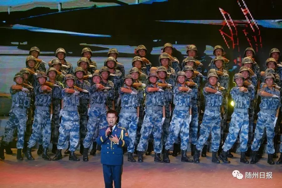 轟動各國空軍點贊廣水八一晚會充滿東方神韻