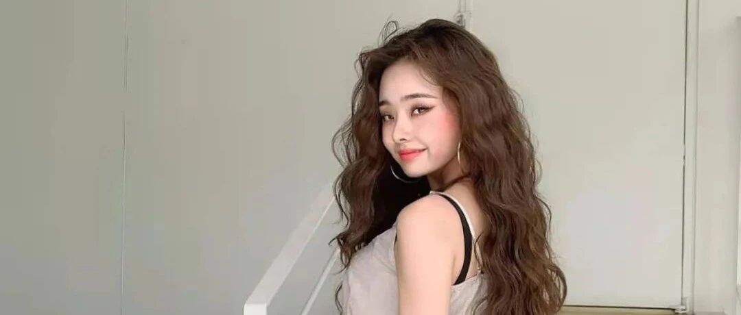 她的翻车是谁的错？