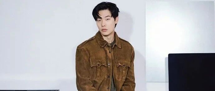 他的人设也崩塌了？