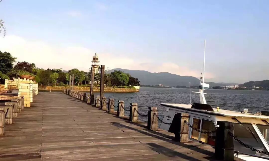 厚街湖景壹号庄园户型图样板房效果图