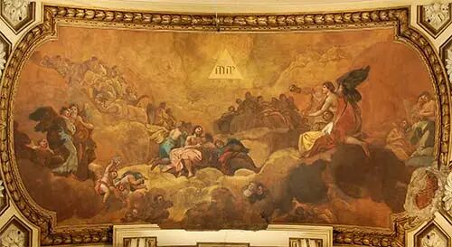 西方唯一一座以道教符号为特色的基督教建筑，西班牙12座国家宝藏之一，历史上第一座圣母大教堂圣殿——皮拉尔圣母大教堂