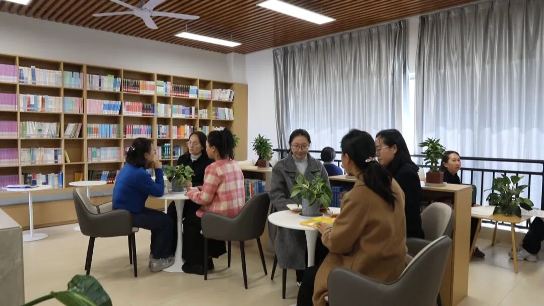 【办好人民满意的教育】新学期 满载希望 共赴新程_【办好人民满意的教育】新学期 满载希望 共赴新程_