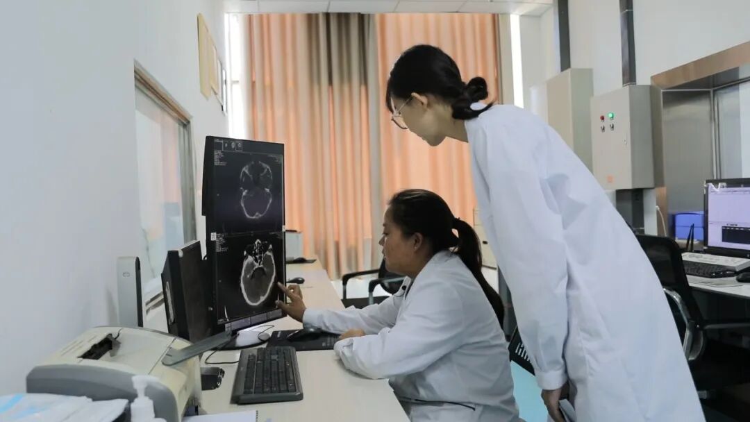 数据多跑路 群众少跑腿 家门口的“医”靠托起稳稳的幸福_数据多跑路 群众少跑腿 家门口的“医”靠托起稳稳的幸福_