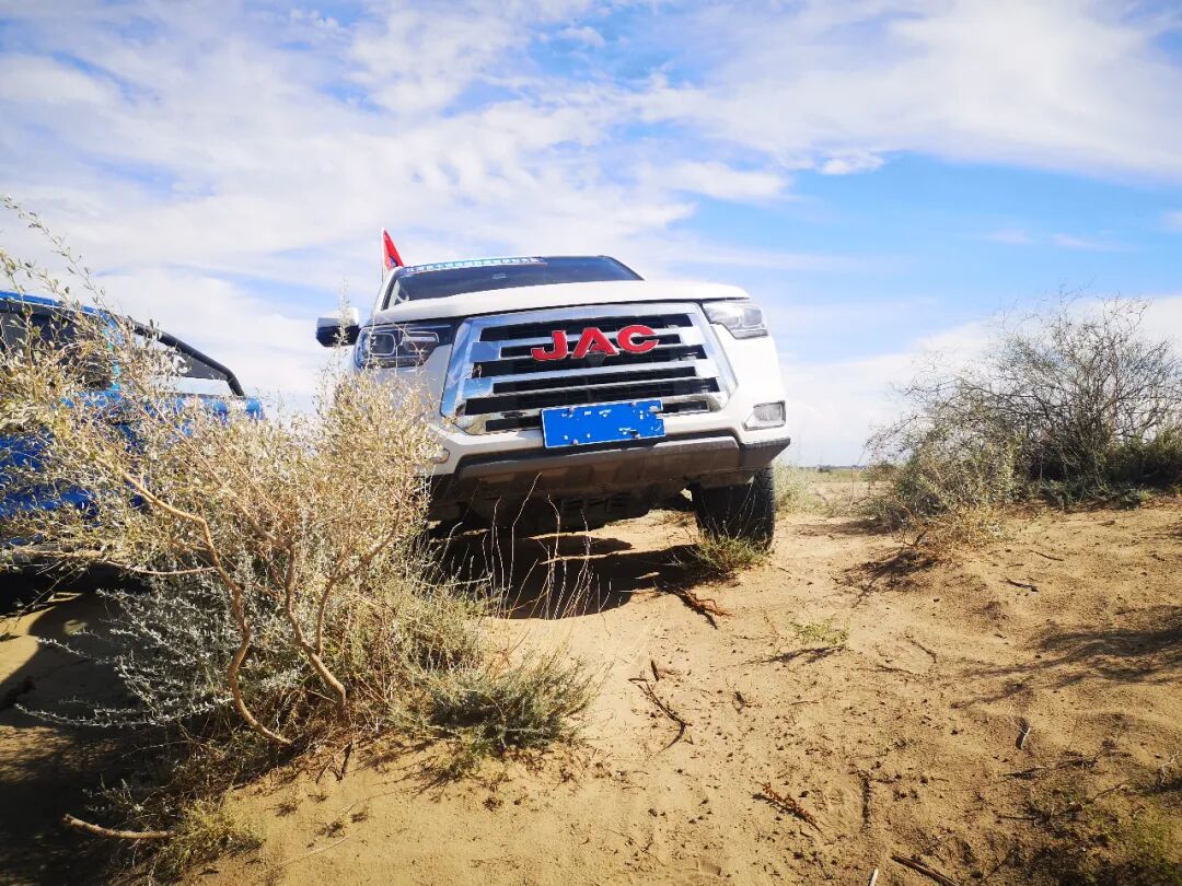 图开沙漠_图开沙漠门票多少钱_沙漠图开车上山