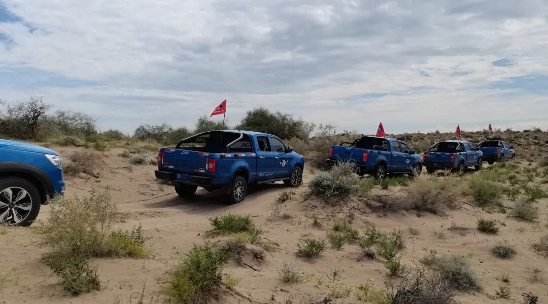 沙漠图开车上山_图开沙漠_图开沙漠门票多少钱