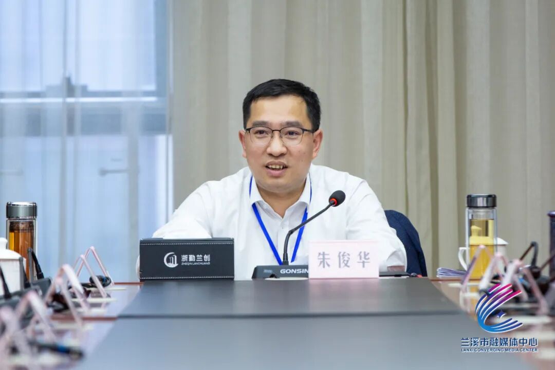 朱俊华在全市新型冠状病毒肺炎疫情防控工作复盘会上强