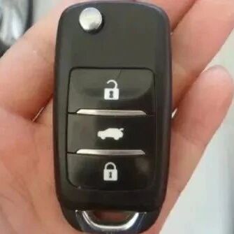 车钥匙上的电池能用多久？不吃饭也要记住！别关键时刻“掉链子”