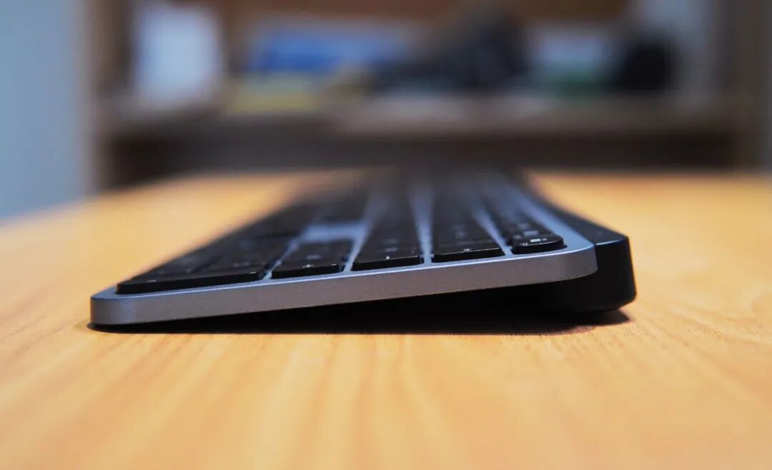 无线鼠标怎么重新配对_配对无线鼠标接收器_配对无线鼠标没反应