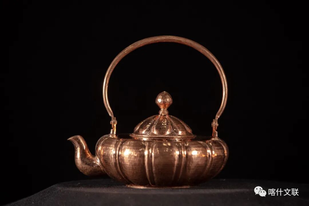 民间艺术展喀什铜器独具匠心之精美艺术品