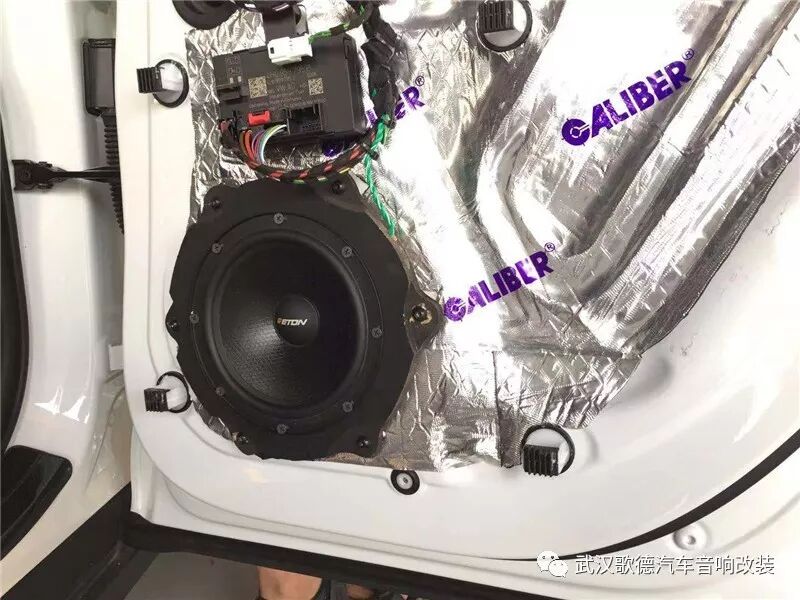 我的音響我做主 武漢保時捷Macan汽車音響改裝