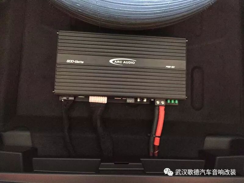 我的音響我做主 武漢保時捷Macan汽車音響改裝
