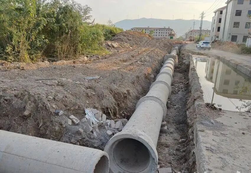 田家镇投300余万元新建盘塘还建区主干道 2026年元旦预计通车.docx