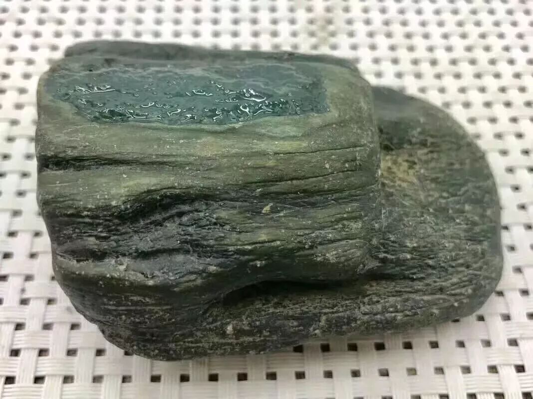 “从天而降”一块石头，专家看后扬言：不得了！