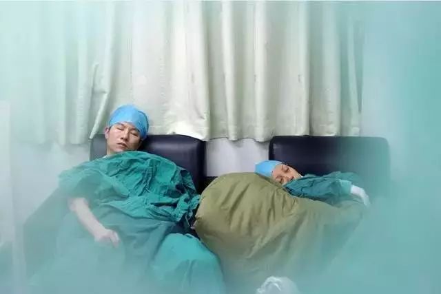 國外研究，醫生比常人早死13年..... 汽車 第7張