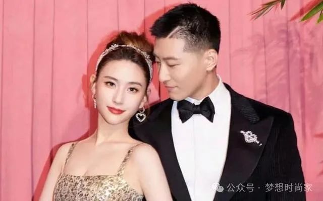 何超莲否认与窦骁婚变