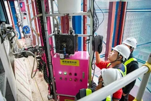 佛山市CIM 基础平台，作为市域治理“一网统管”基础平台新城建专题重要组成部分，含智慧房产、智慧物管、智慧工地、智能建造4专题(图7)