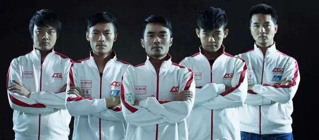 Dota2：造星能力最强大巴黎LGD 09 ZSMJ YYF等等 LGD有什么魔力？