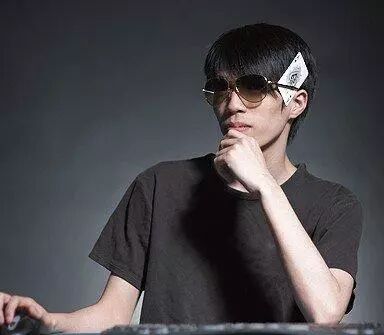 Dota2：造星能力最强大巴黎LGD 09 ZSMJ YYF等等 LGD有什么魔力？