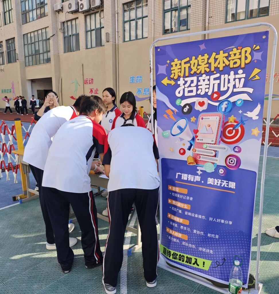 5053d109085ce1648ce671bfeab0dcba.jpg