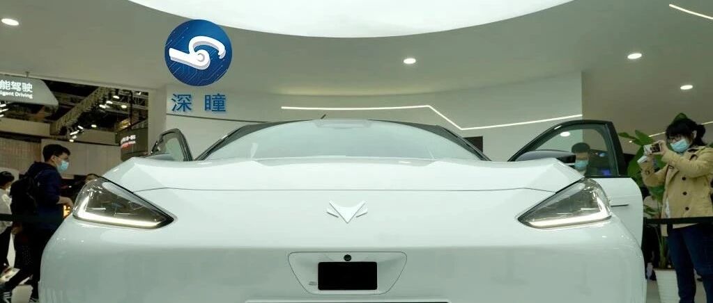 华为实测“上道”!科技巨头开始跑步造车