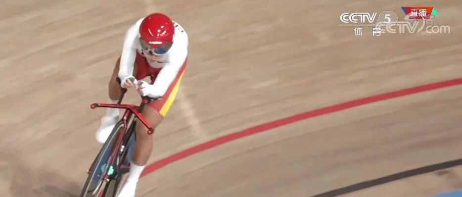 王小梅摘银！东京残奥会中国首枚奖牌！