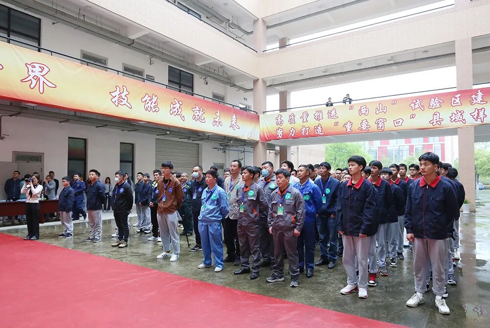 �����²�ְ��