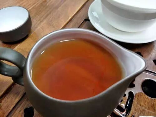 这个冬天，让黑茶温暖一家人