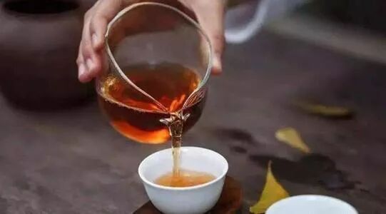 喝黑茶的时候，喝的是什么？