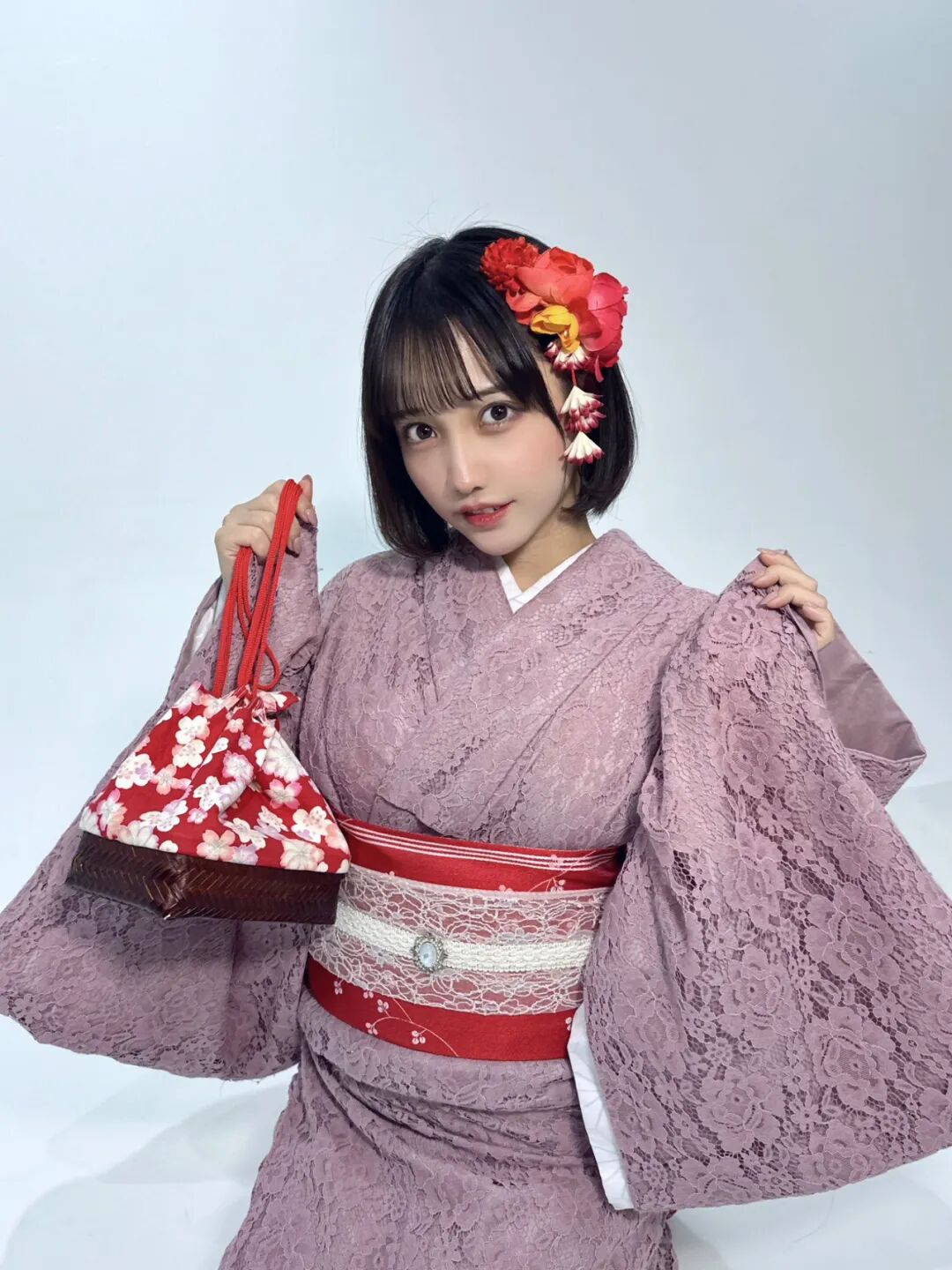 黑白条纹针织衫