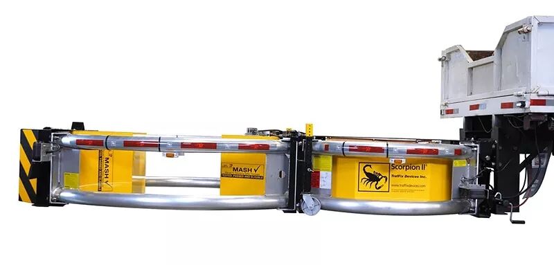 国外发明的卡车追尾防护装置，你觉得能管用么？的图6