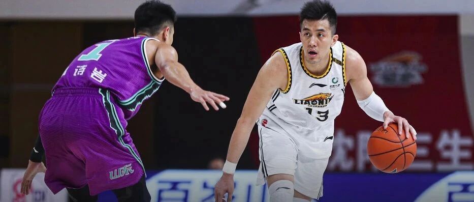 刚刚！29分16助攻0失误！他逼出了最强郭艾伦！这种单挑我想再看100次