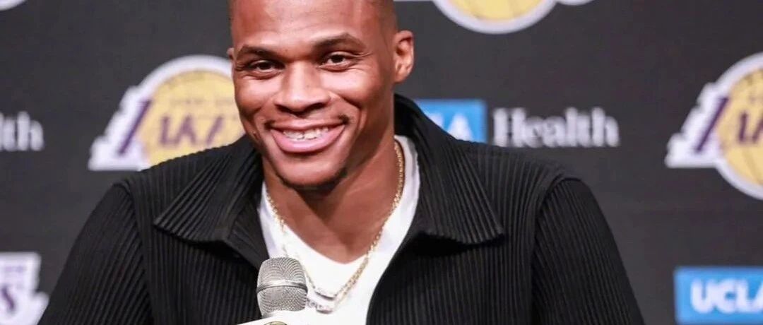 1年4706万！威少做出重要决定！湖人最后2个名额，留给他俩……