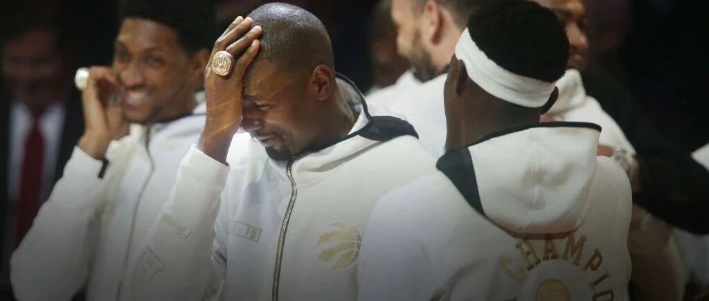 签了！1900万！快船再次抢劫成功！搞定冠军内线！隔壁湖人馋哭了