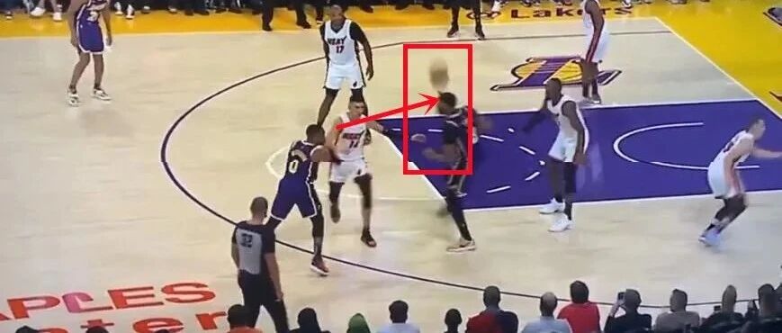 威少啊威少！你真的吓死湖人了！连续2场加时！还能抢救一下……