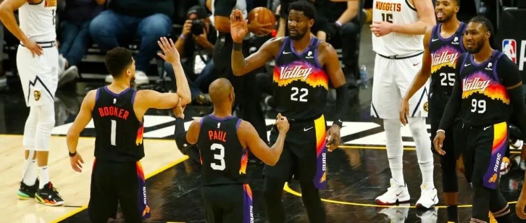 1-0！吹爆控卫之神！23+21+21+20！这四巨头太残暴……