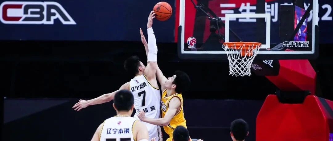 男篮官宣！赵睿重返国家队！胡明轩落选！张镇麟炸出赛季最强一扣