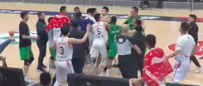 重磅罚单！禁赛7场+禁赛5场！辽宁和广东冲突处罚结果公布……