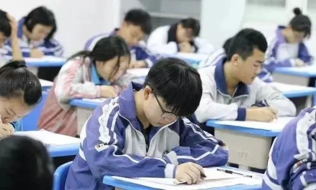 B站20万粉丝的9岁博主:优秀教育背后,不是家境,不是智商,而是……-微信头条网 B站20万粉丝的9岁博主:优秀教育背后,不是家境,不是智商,而是……