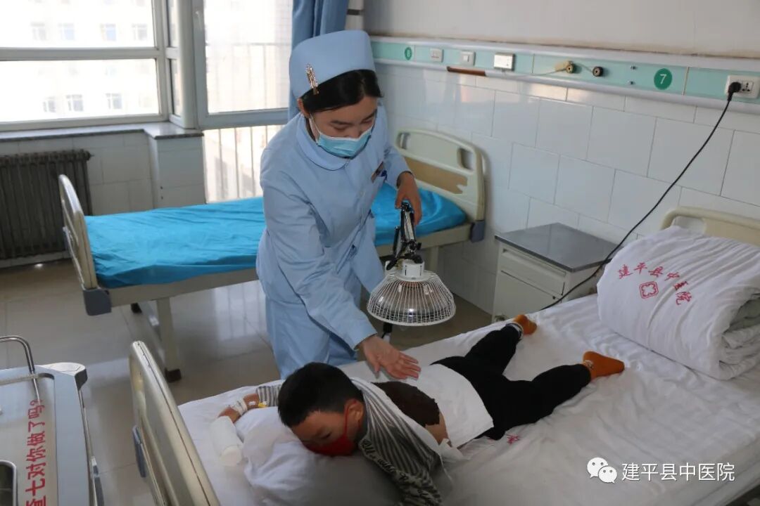 治疗神灯怎么开【送福利】主治小儿肺炎、支气管炎   中医院儿科中医特色疗法之三——敷胸散联合神灯照射_https://www.jmylbn.com_新闻资讯_第5张