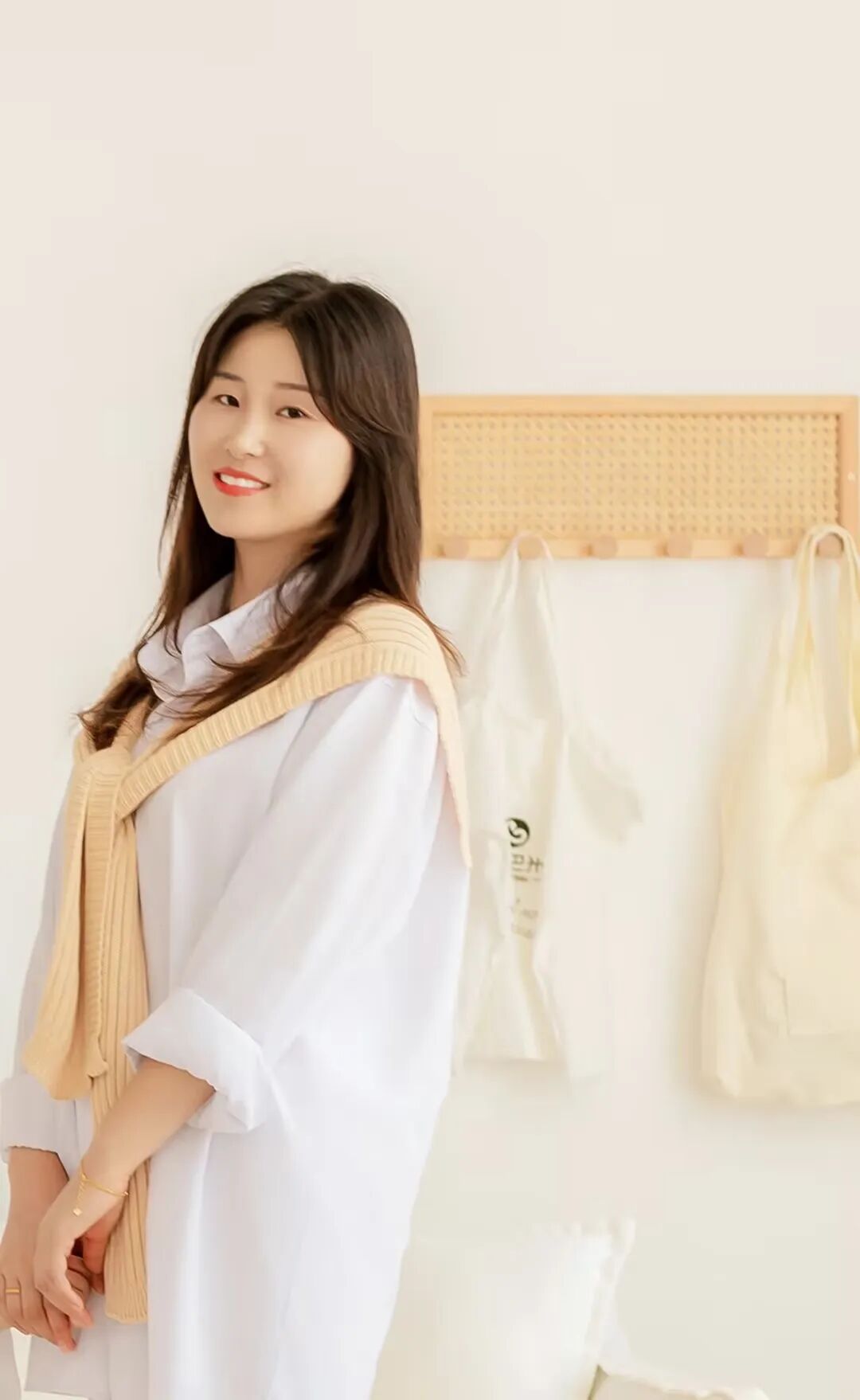 李阳,卢曼,徐杜钊拟参赛课程:诊断学(检体)医学部 陈雪莲团队教育理念