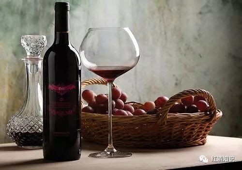 这些红酒也太贵了吧！