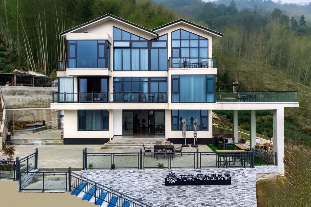 花筑·太平湖曙光里民宿花筑·黄山松石居民宿urba柏纳酒店(黄山屯溪