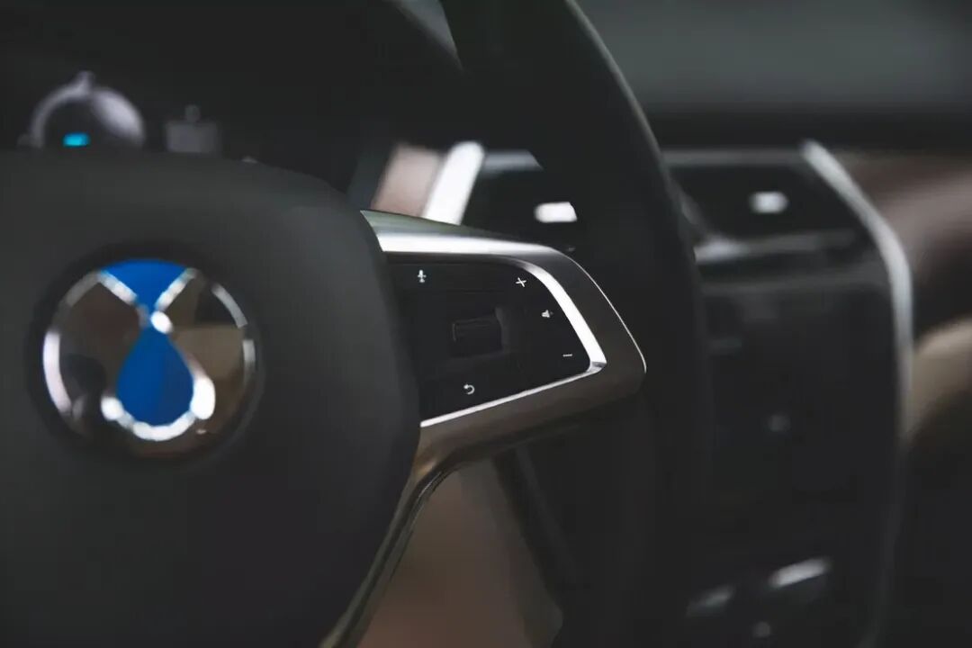 汽車大觀｜比亞迪大手筆加持 騰勢再起勢？的圖2