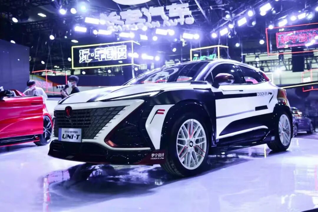 汽車大觀｜國(guó)潮加身，長(zhǎng)安UNI共創(chuàng)越來越懂年輕人的圖2