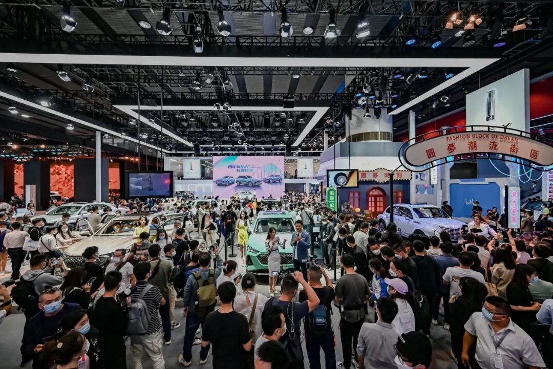 汽車(chē)大觀｜“爆款制造機(jī)”亮相廣州車(chē)展，長(zhǎng)城汽車(chē)刷新品牌價(jià)值新高度的圖1