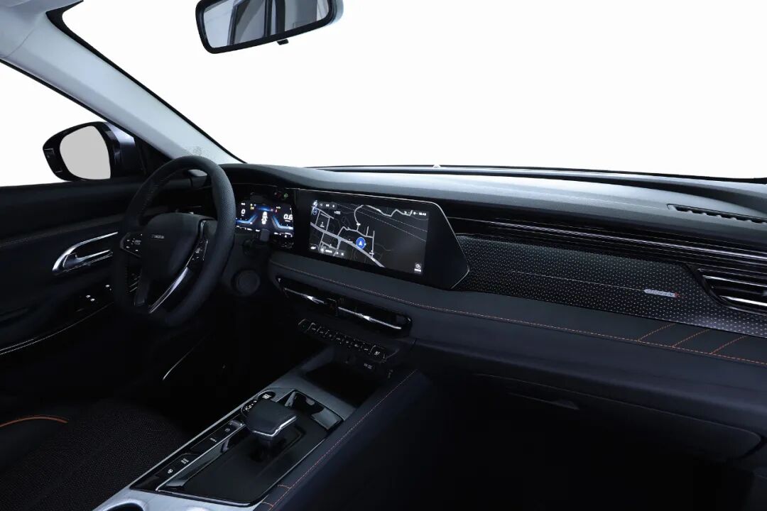 汽車大觀｜旗下首款“PLUS”車型，長安歐尚X7 PLUS實(shí)力幾何？的圖4
