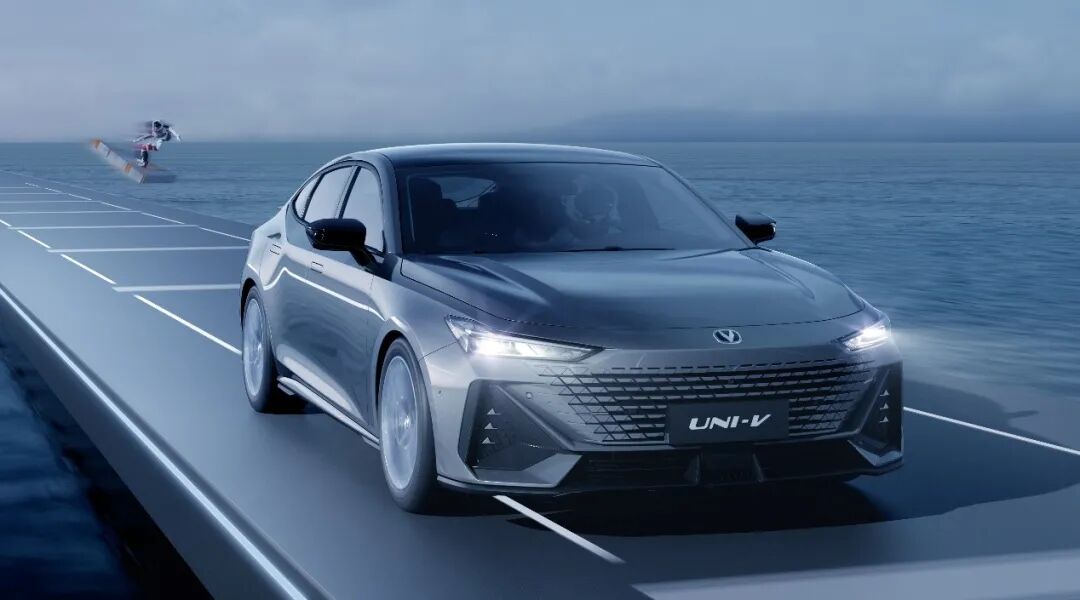 汽车大观｜UNI-V收获2021中国十佳车身荣誉 背后的方舟架构有何魔力？的图4